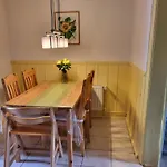 In Den Huettenroder Bergen 아파트 *