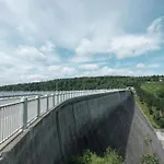 In Den Huettenroder Bergen 아파트 *