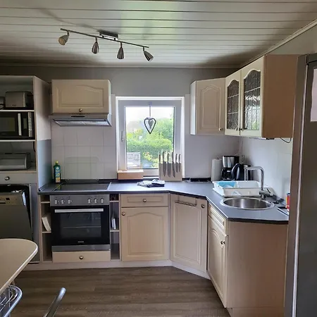 In Den Huettenroder Bergen *