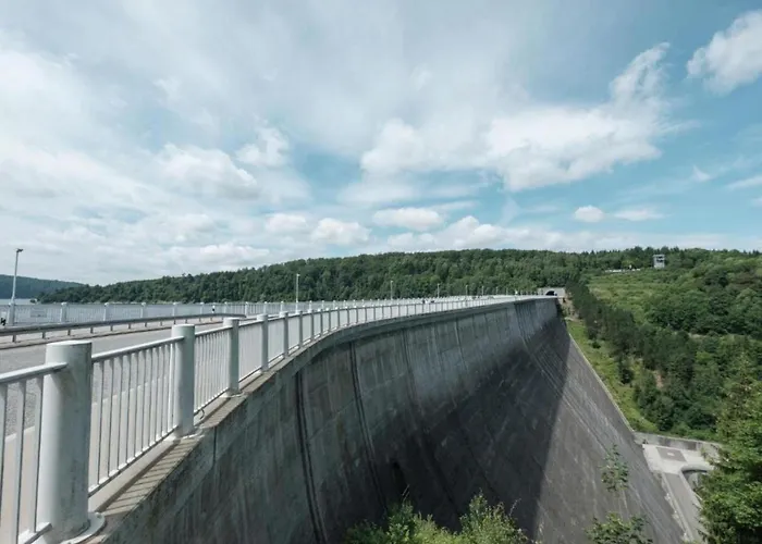 In Den Huettenroder Bergen 아파트 *